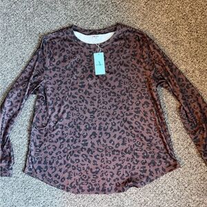 Women’s leopard print tunic top